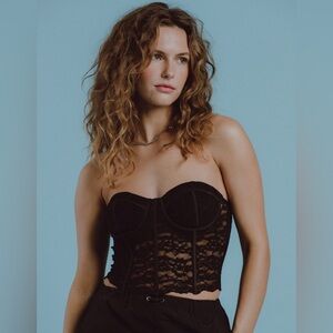 NWT - West of Melrose Womens Lace Corset in Black - Size XL